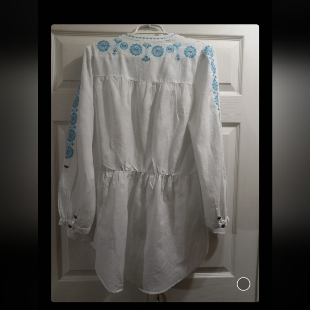 Tasha Polizzi White Blouse with Blue Embroidery - Picture 2 of 12